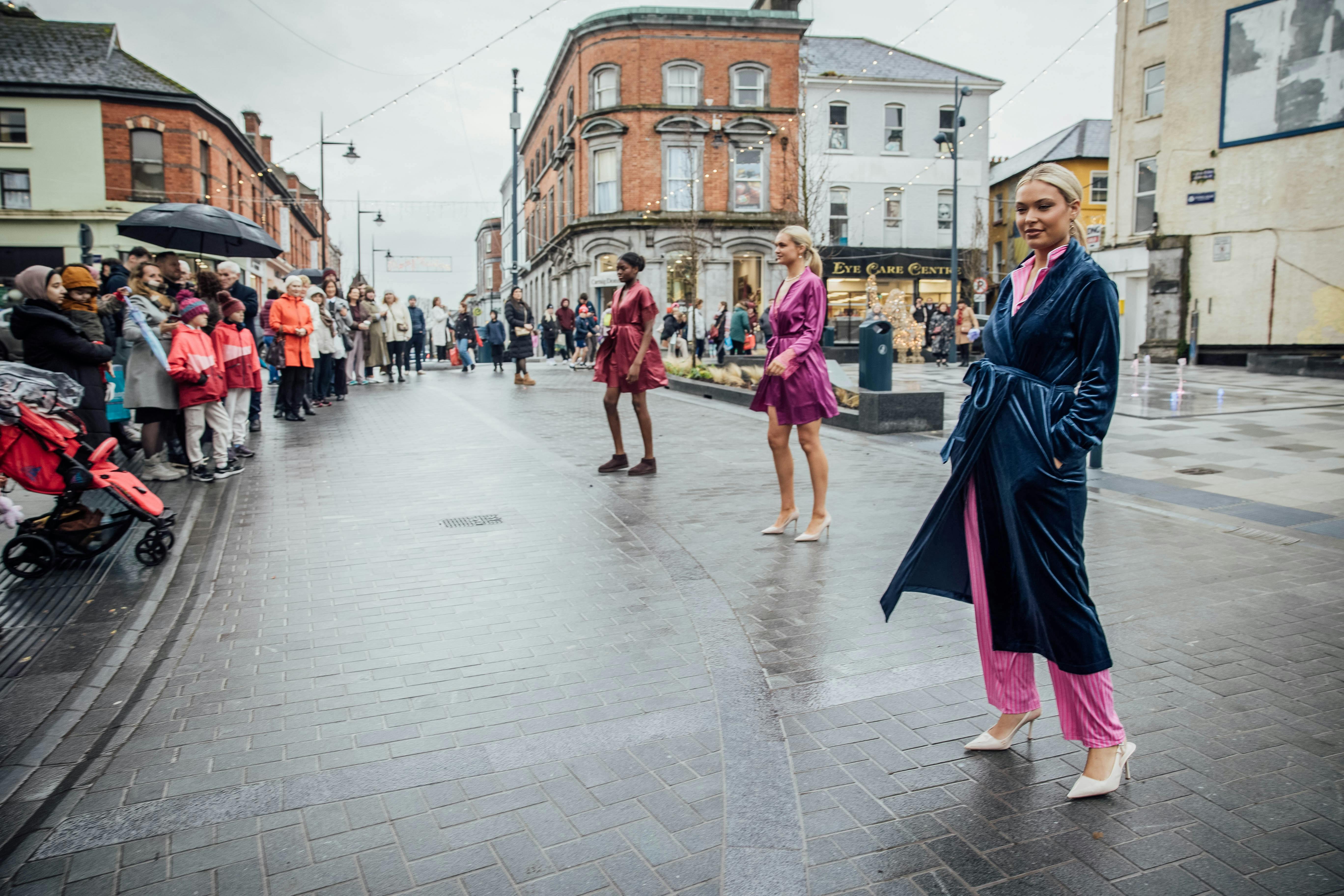 Ennis Street Fashion Show 358.jpg